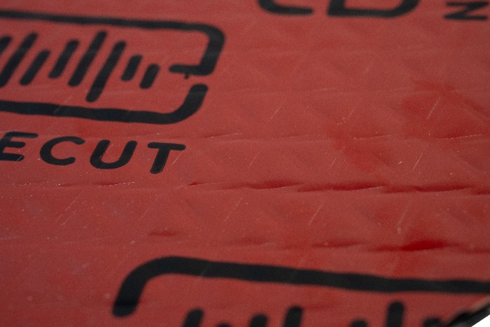 NOISECUT RED 500x350mm 2,2mm zdjecie 4 NOISECUT RED 500x350mm 2,2mm zdjęcie 3